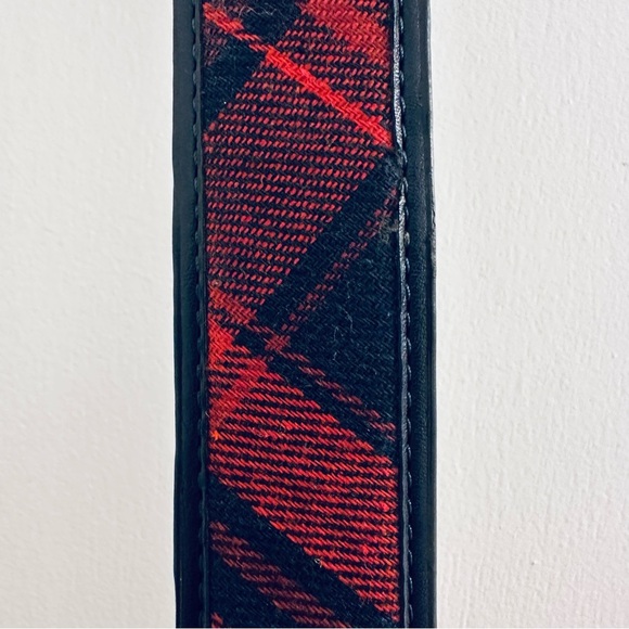 Vintage Tommy Hilfiger Red and Navy Tartan Plaid Belt, Men’s Size 40 - Picture 2 of 15